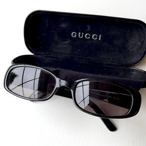 Black Gucci Sunglasses